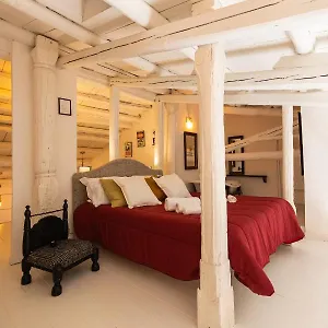 Elly House Hébergement de vacances
